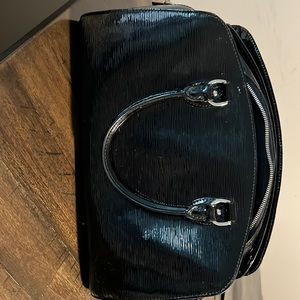 Large Black Epi Patent hand bag!